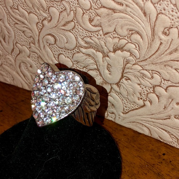 HEART WINGS PAVE CRYSTAL RING NEW  STRETCHY - Picture 3 of 5